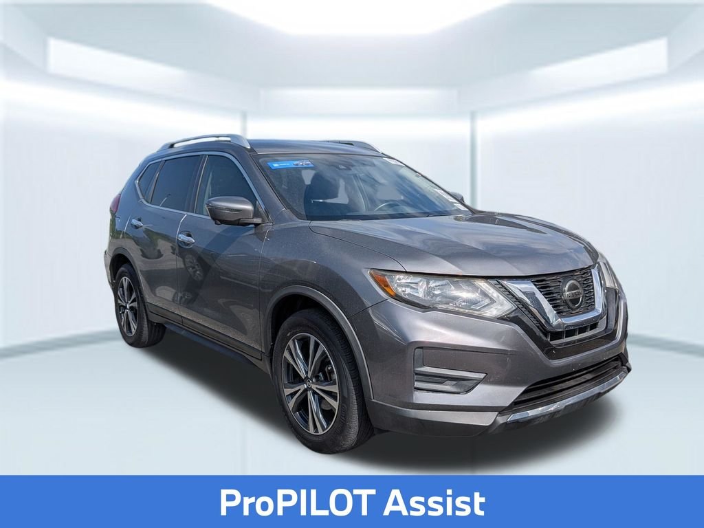 Used 2020 Gray Nissan SV image 6