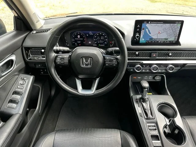 Used 2024 Silver Honda Touring image 29
