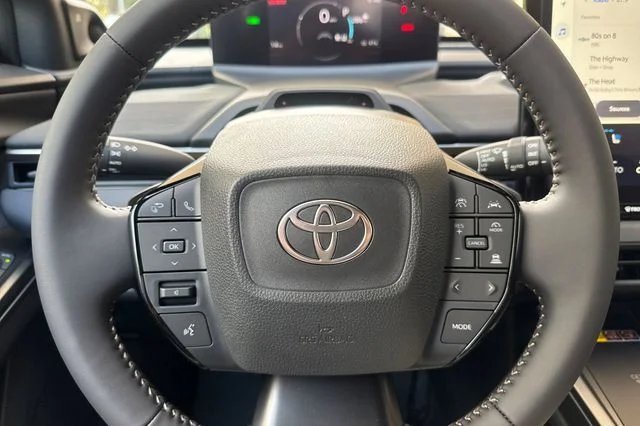 2026 Toyota bZ Woodland Woodland Premium - Photo 25