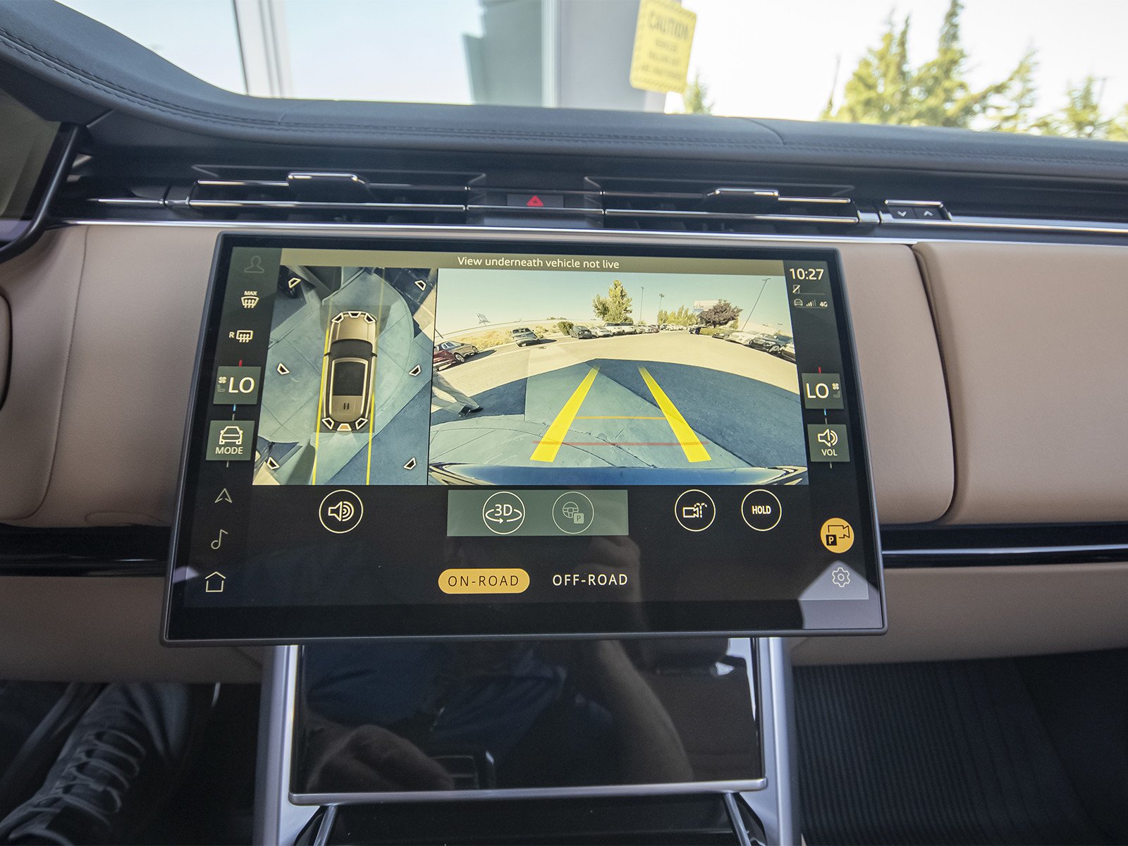 New 2026 Santorini Black Land Rover SE image 20