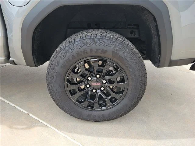 New 2026 Sterling Metallic GMC Elevation image 7