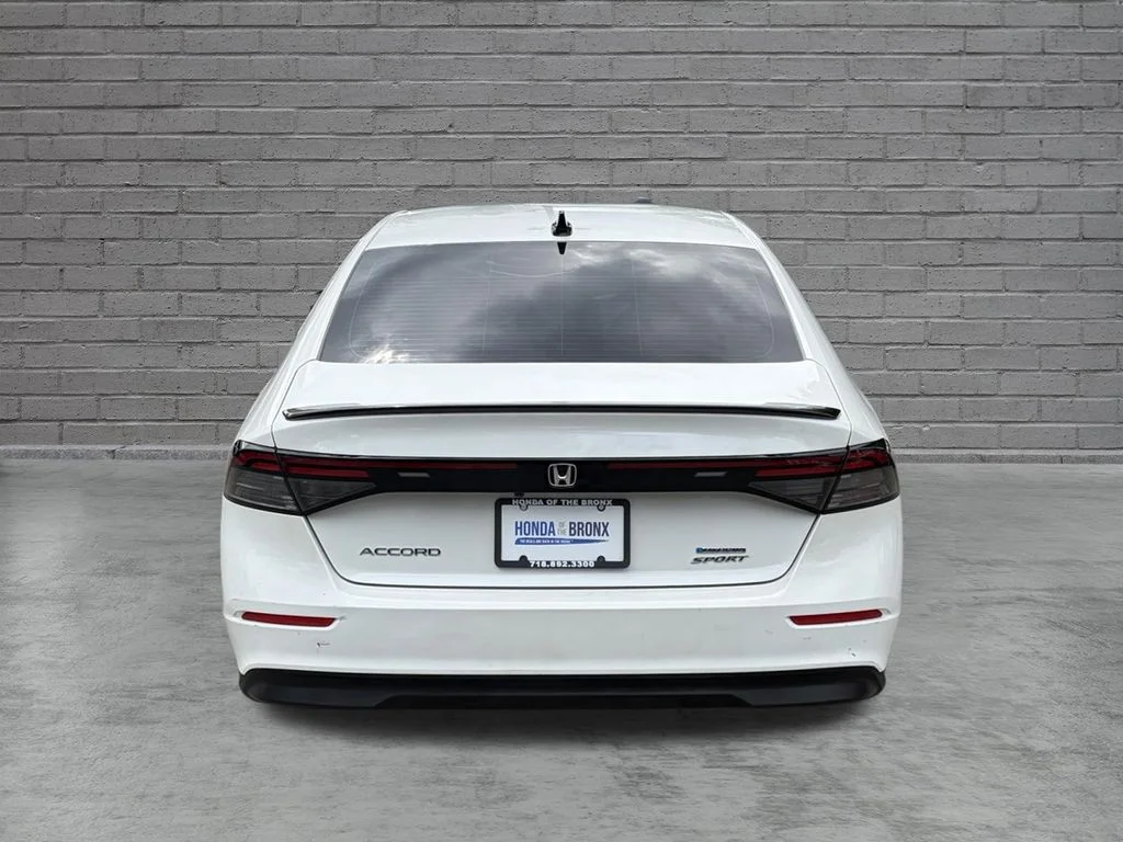 2023 Honda Accord Hybrid Sport - Photo 13
