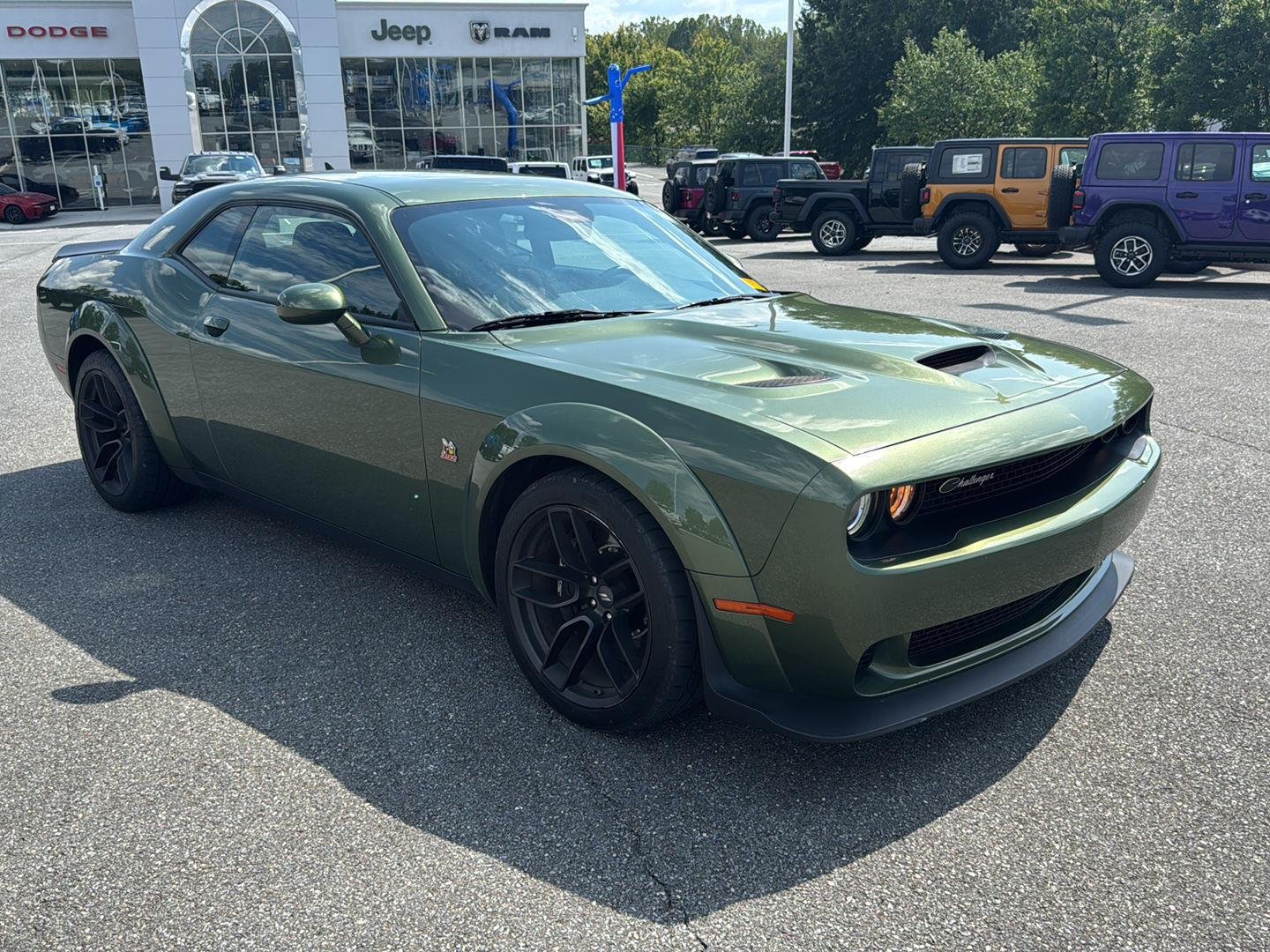 Used 2022 F8 Green Dodge R/T Scat Pack Widebody image 8