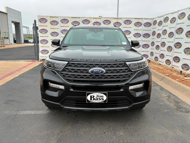 Used 2023 Black Ford XLT image 3