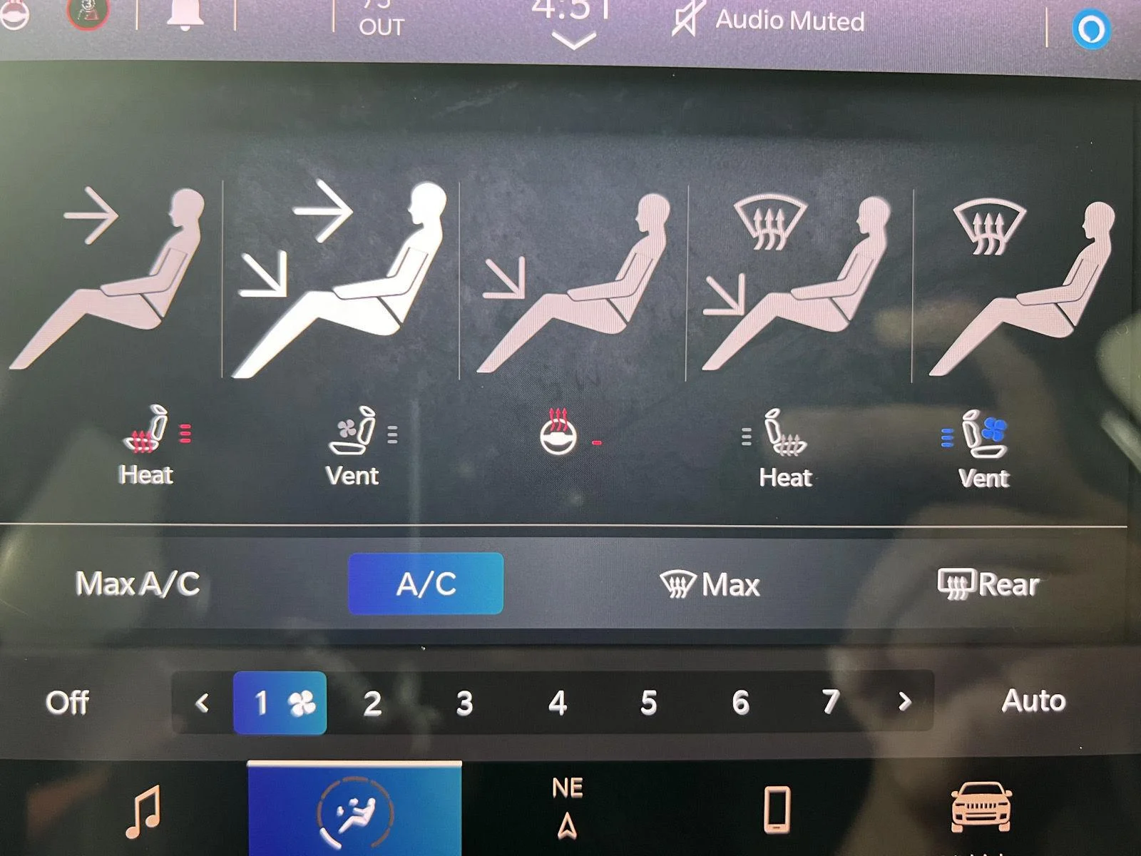 Used 2022  Jeep Trailhawk image 19