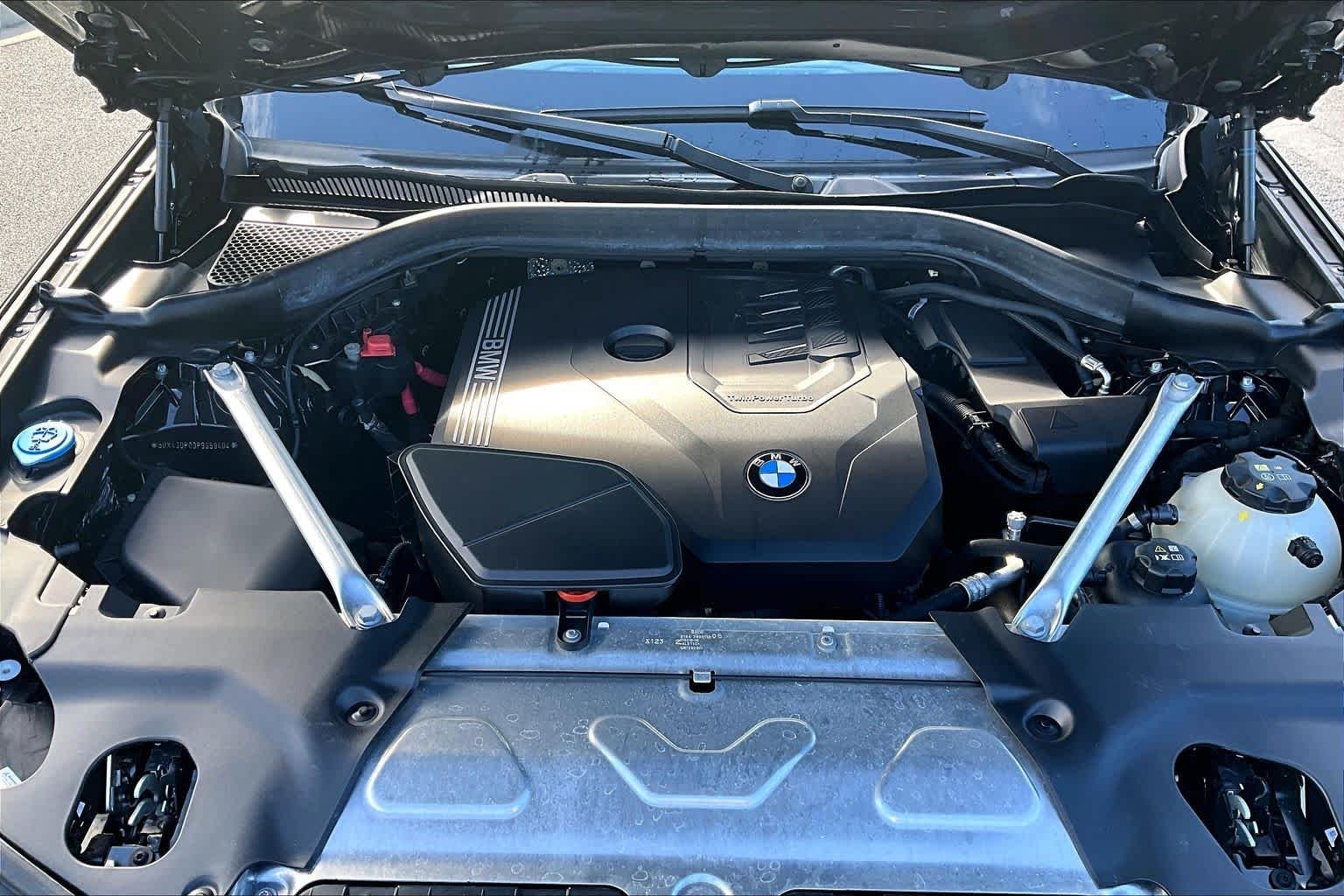 Used 2023 Dark Graphite Metallic BMW sDrive30i image 31