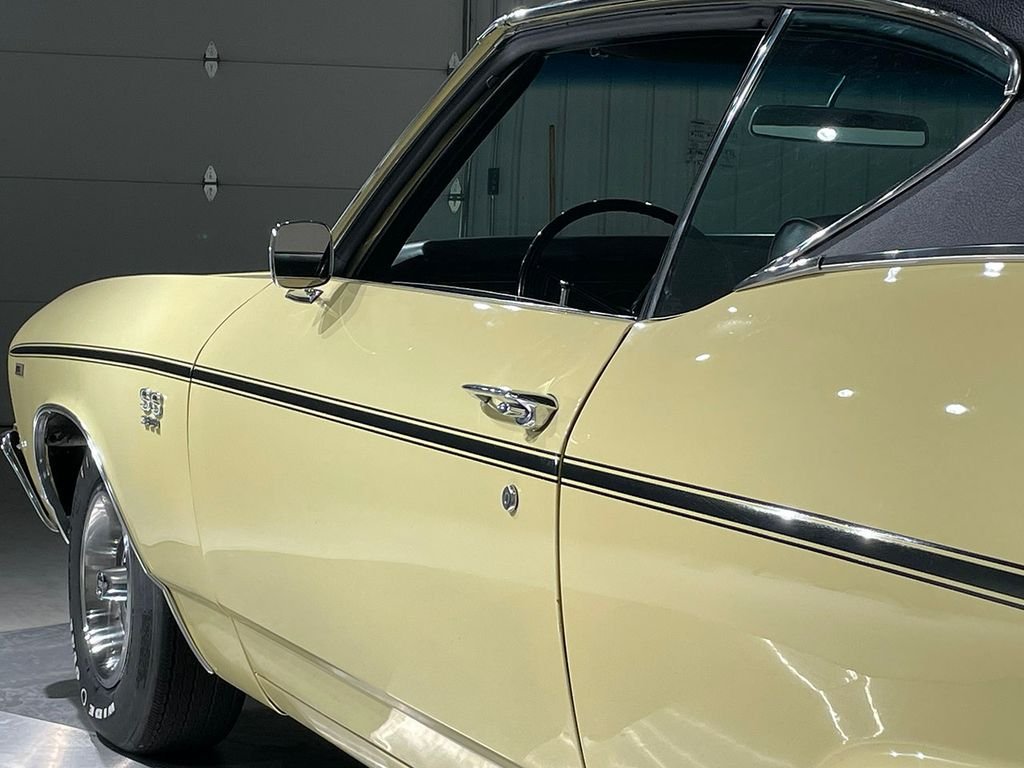 Used 1969 Yellow Chevrolet  image 30