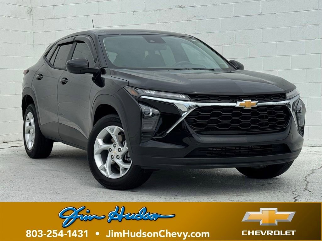 2026 Chevrolet Trax LS's photo