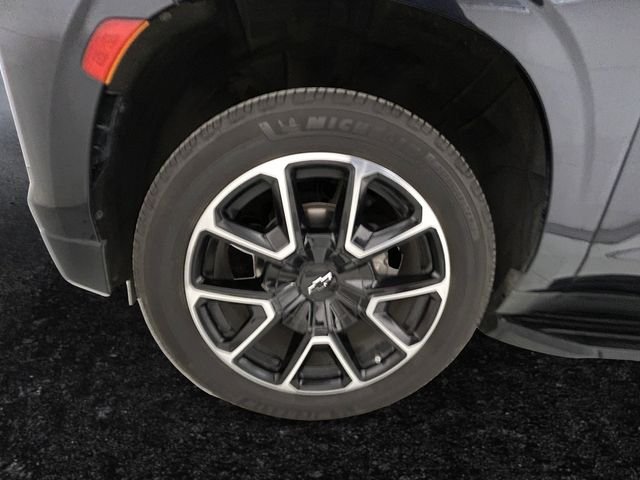 Used 2022 Gray Chevrolet RST image 27