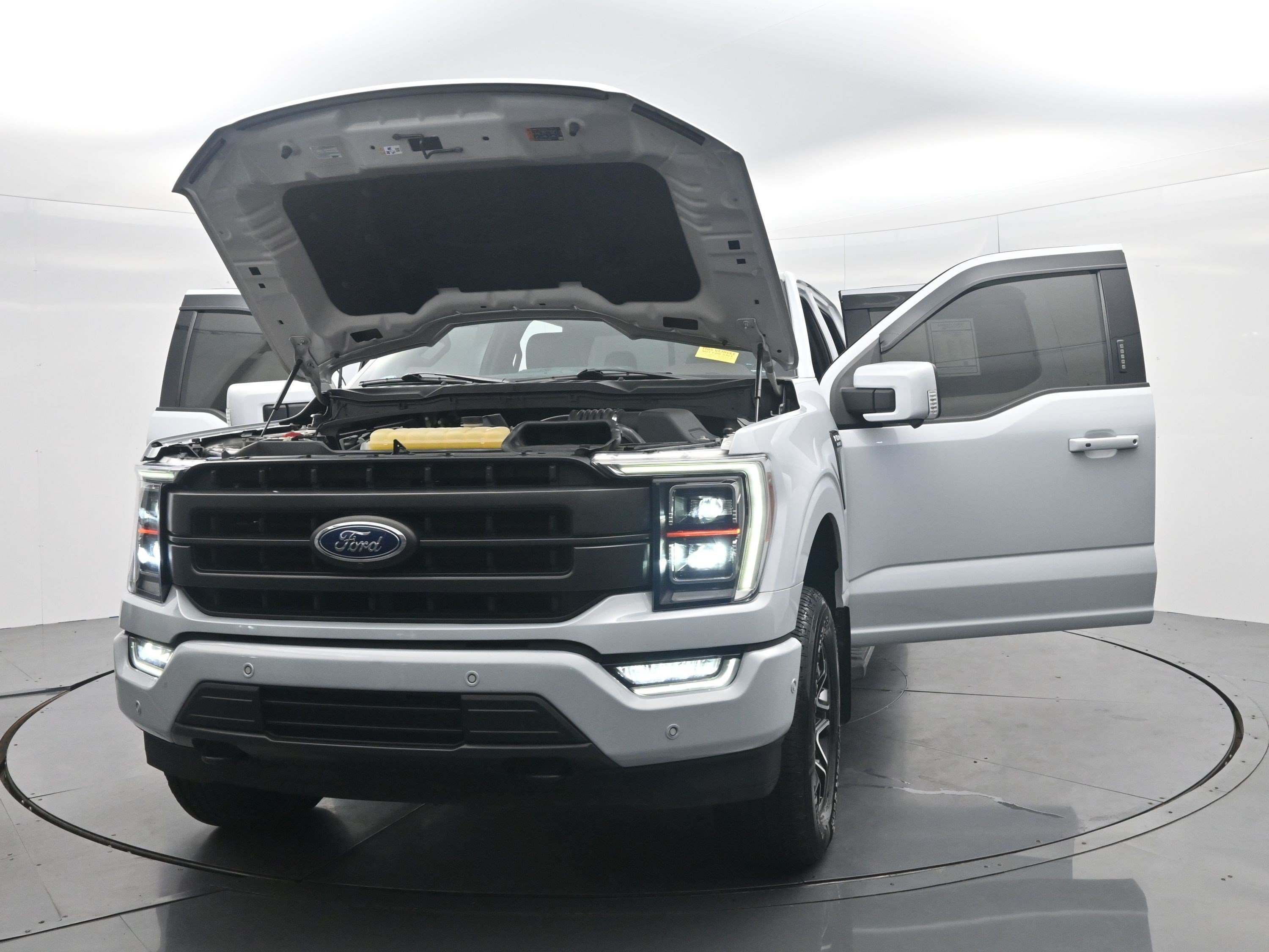 Certified Used 2021 White Metallic Ford LARIAT image 51