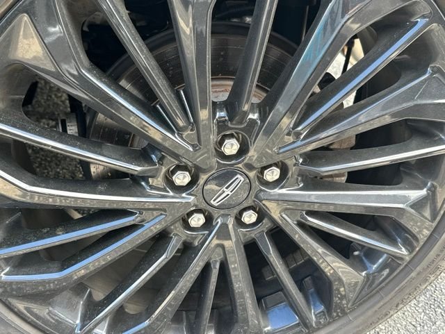 Used 2023 Silver Lincoln Standard image 5