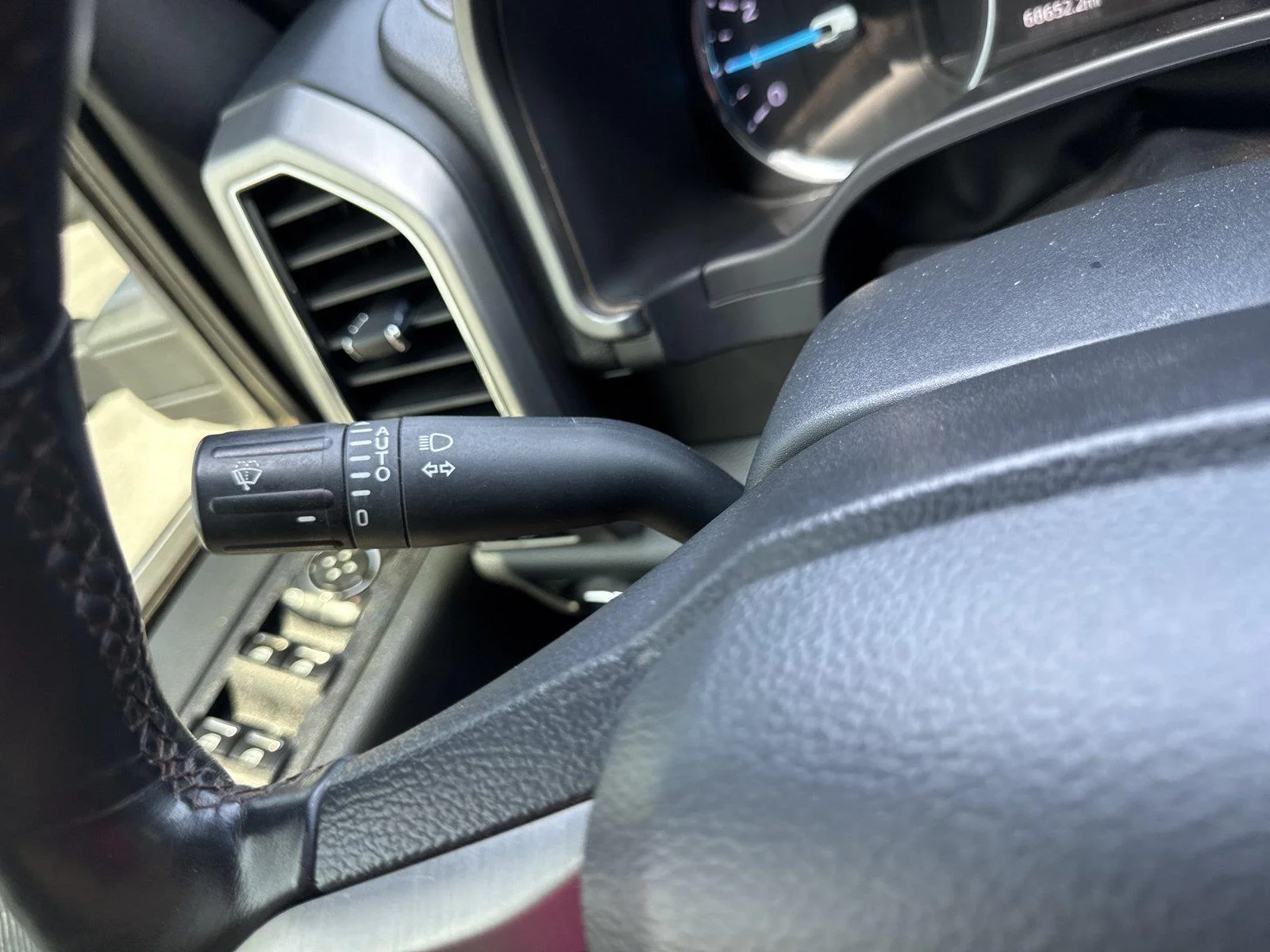 Used 2022 Antimatter Blue Ford Platinum image 20