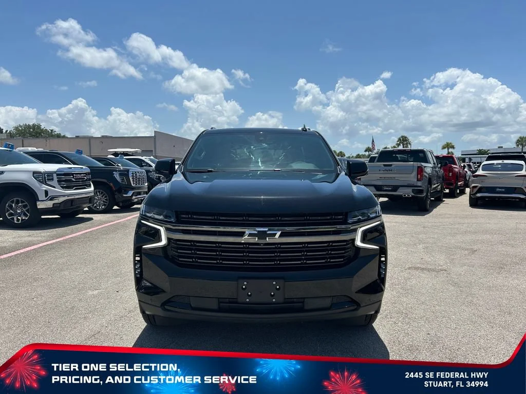 Used 2021 BLACK Chevrolet RST image 3