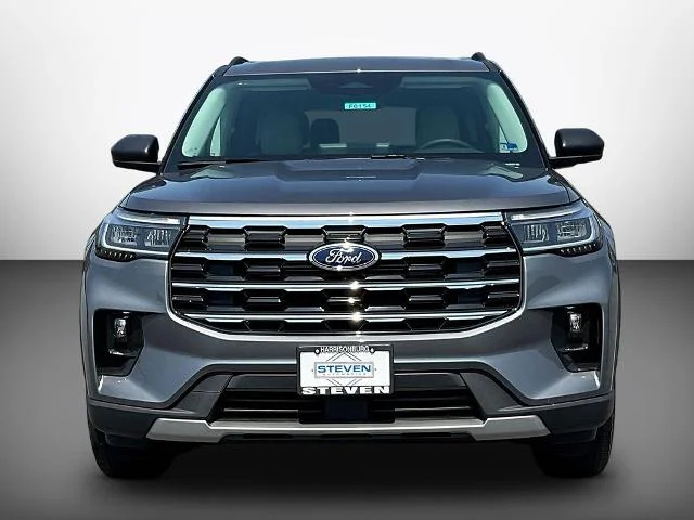 New 2026 Carbonized Gray Metallic Ford Active image 49