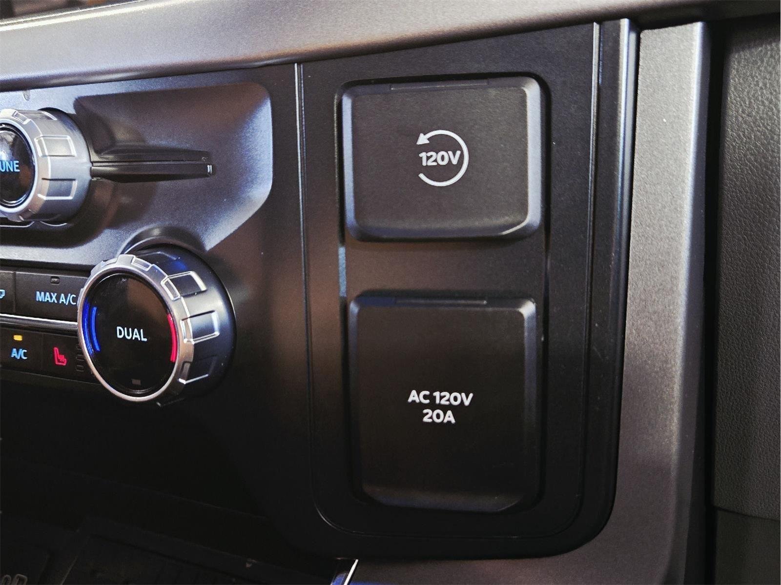 Used 2025 Atlas Blue FORD XLT image 47
