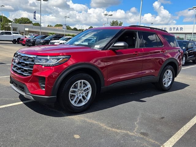 New 2027 Red Ford Active image 31