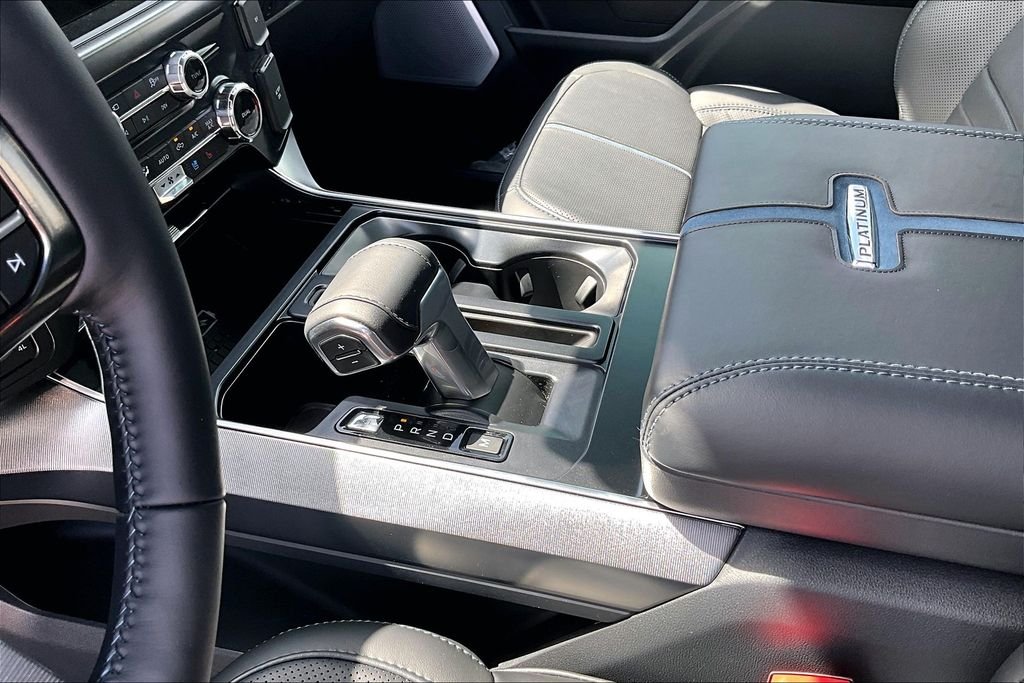 2025 Ford F-150 Platinum - Photo 7