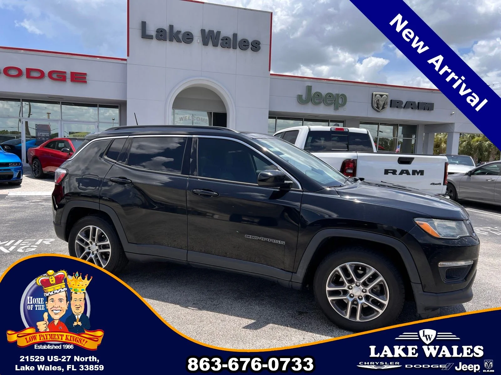 Used 2020 Silver Jeep Latitude image 1
