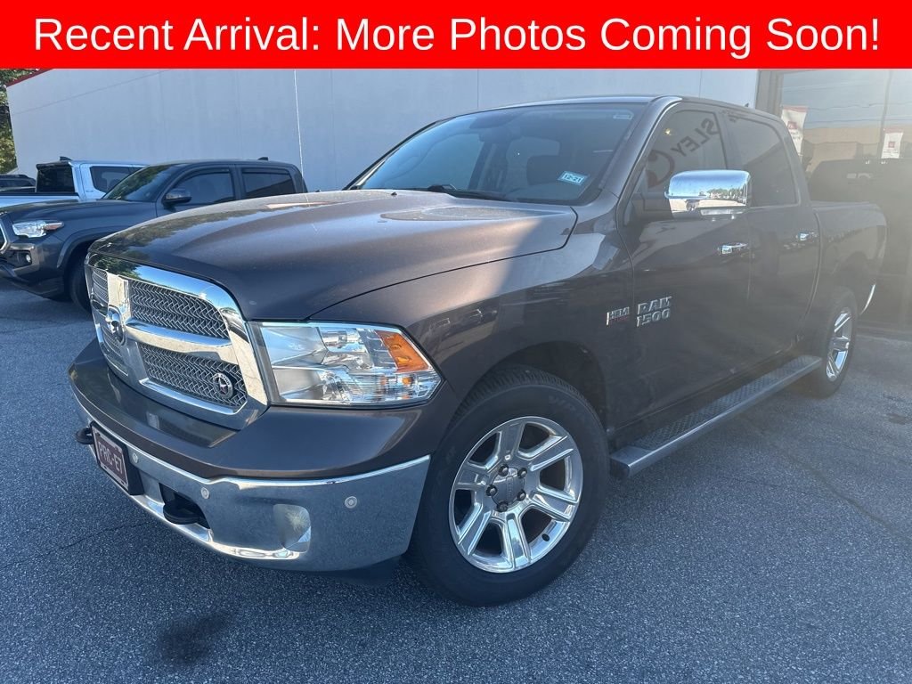 2018 RAM 1500 Lone Star Silver 4x4 Crew Cab 5'7's photo