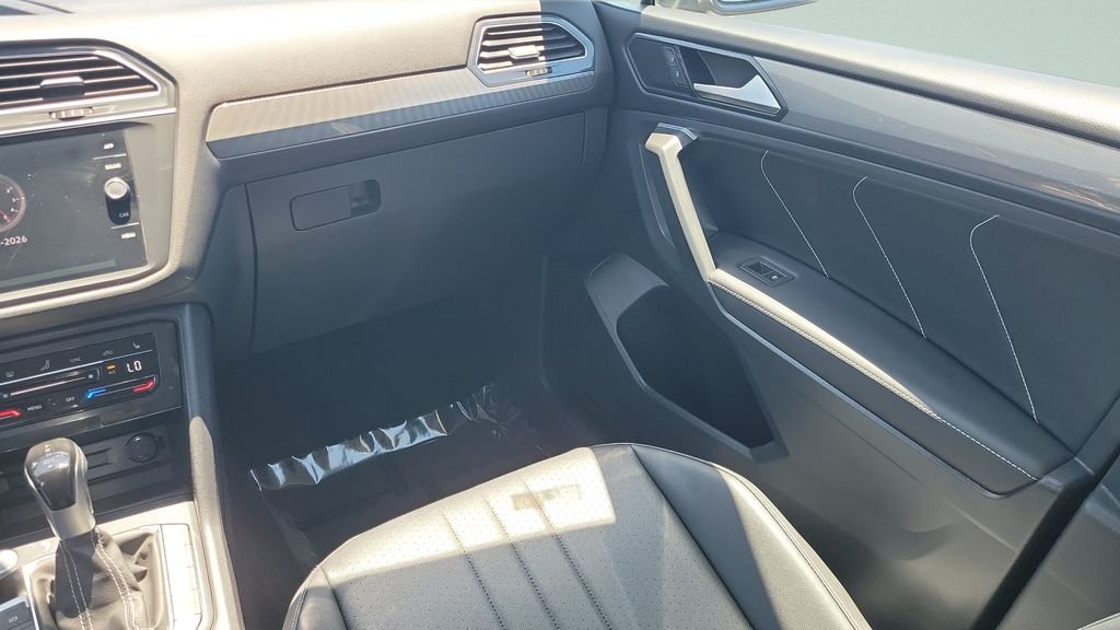 2023 Volkswagen Tiguan SE - Photo 13