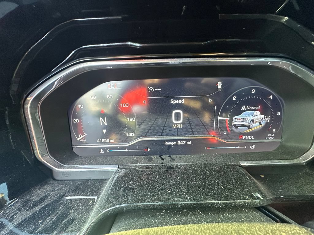 Used 2025 Onyx Black GMC Elevation image 6