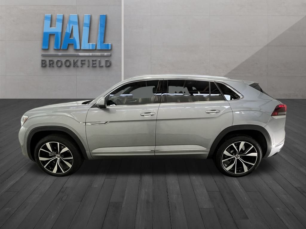 2025 Volkswagen Atlas Cross Sport SEL Premium R-Line photo 2