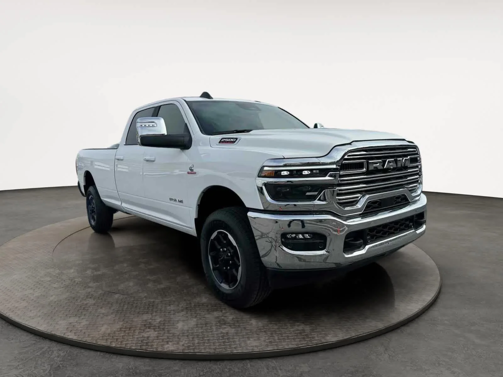 New 2026 Bright White Clear-Coat Exterior Paint RAM Laramie image 7