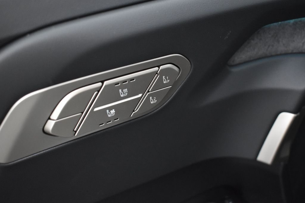 New 2027 Glacial White Pearl Kia SX image 6