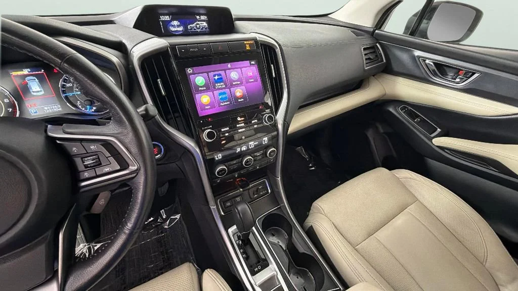Used 2019 White Subaru Limited image 19
