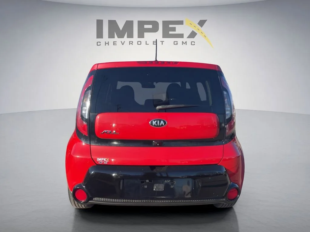 Used 2016  Kia + image 4