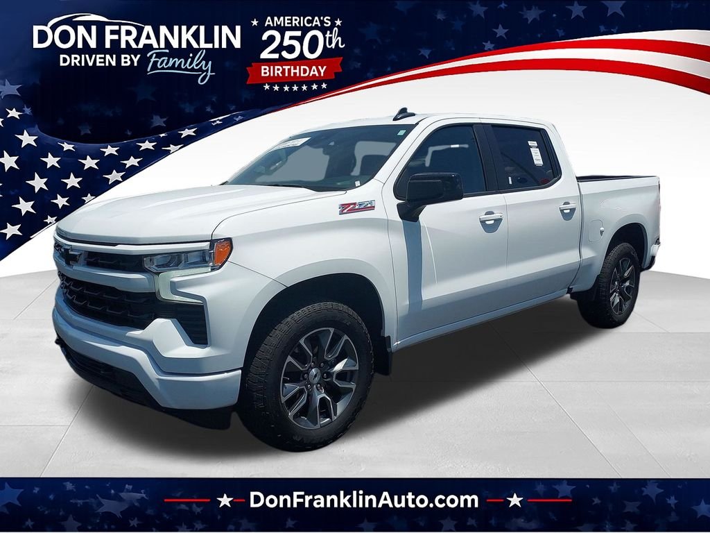Used 2025 White Chevrolet RST image 1