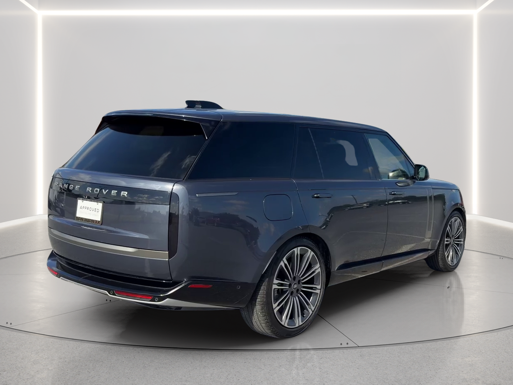 Used 2024 Blue Land Rover SE image 5