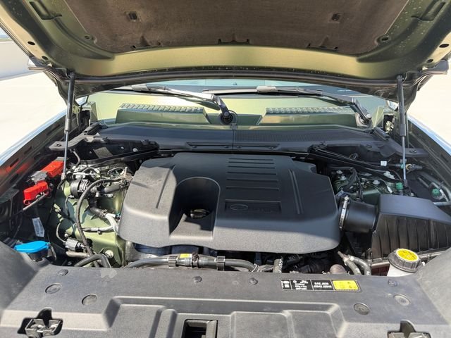 Certified Used 2026 Green Land Rover X-Dynamic SE image 19