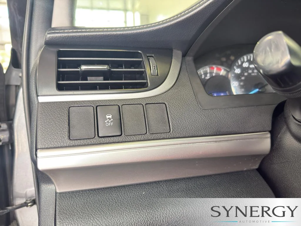 Used 2014 Magnetic Gray Metallic Toyota SE image 15