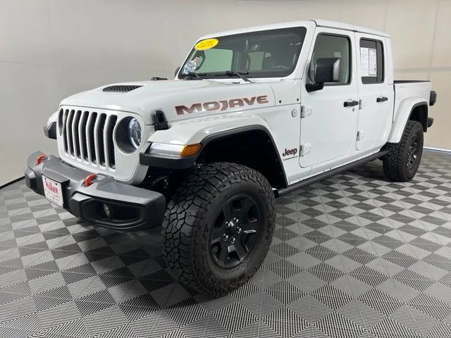 Used 2023 White Jeep Mojave image 3