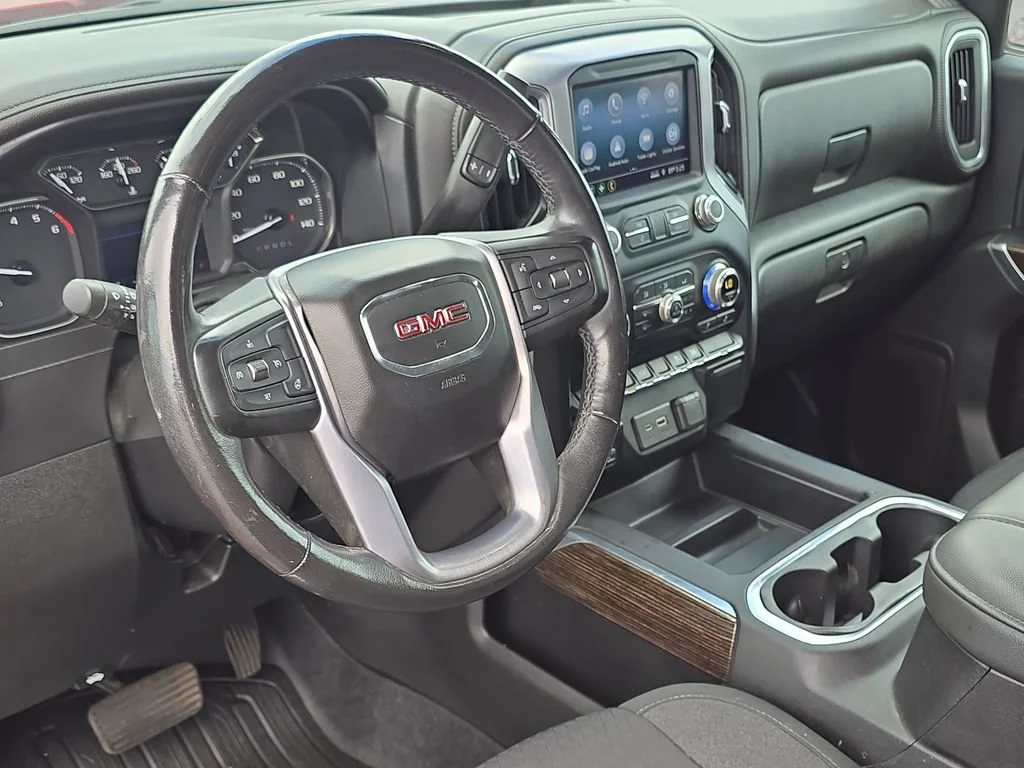 Used 2020 CARDINAL RED GMC Elevation image 17