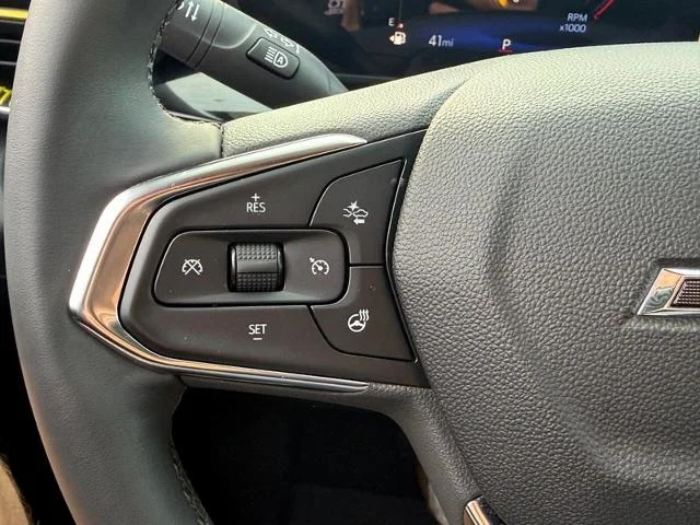 Used 2025 Mosaic Black Metallic Chevrolet  image 19