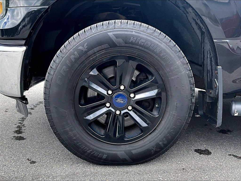 Used 2015 Tuxedo Black Metallic Ford XLT image 7