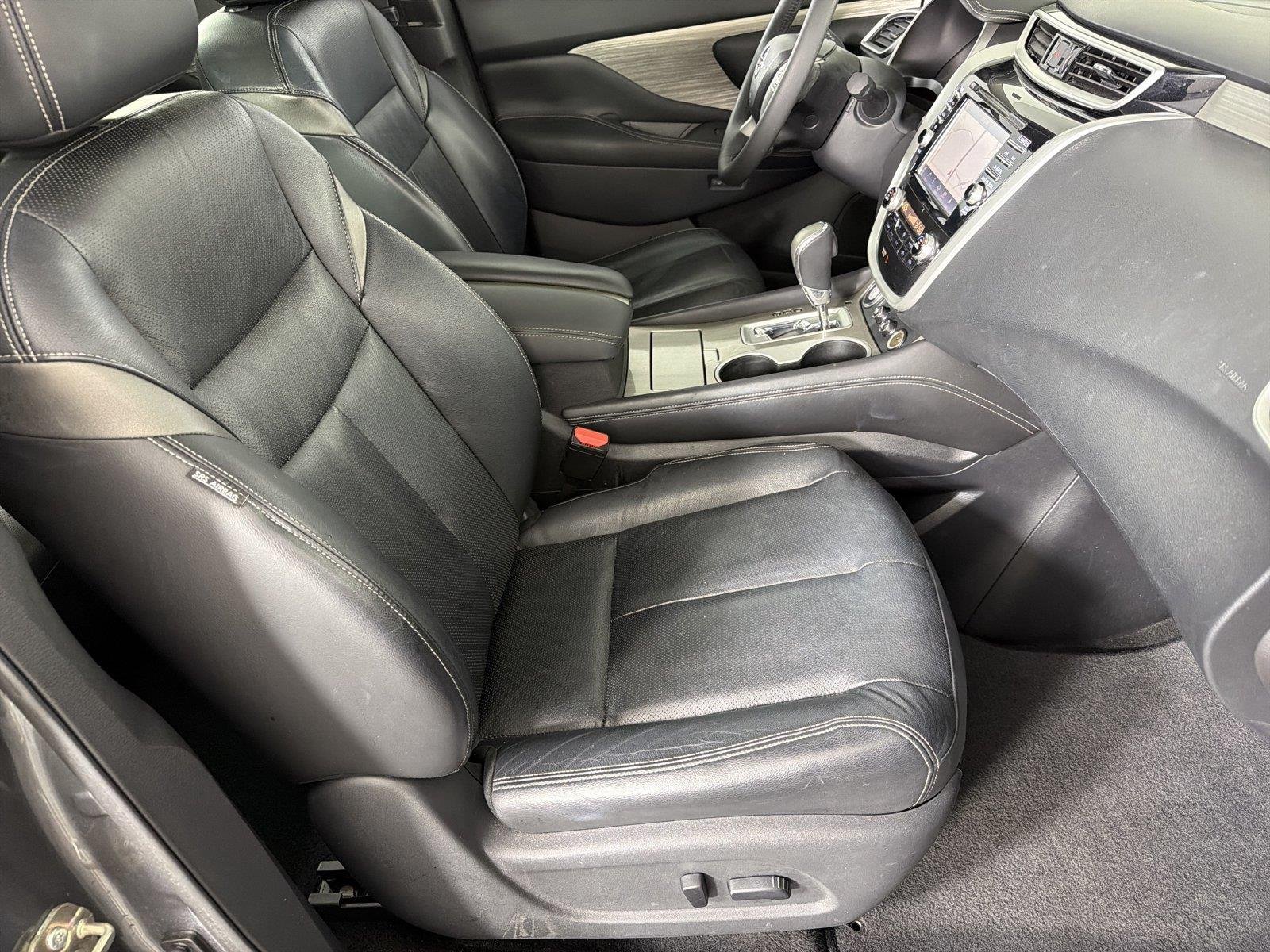 Used 2015 Gray Nissan Platinum image 16