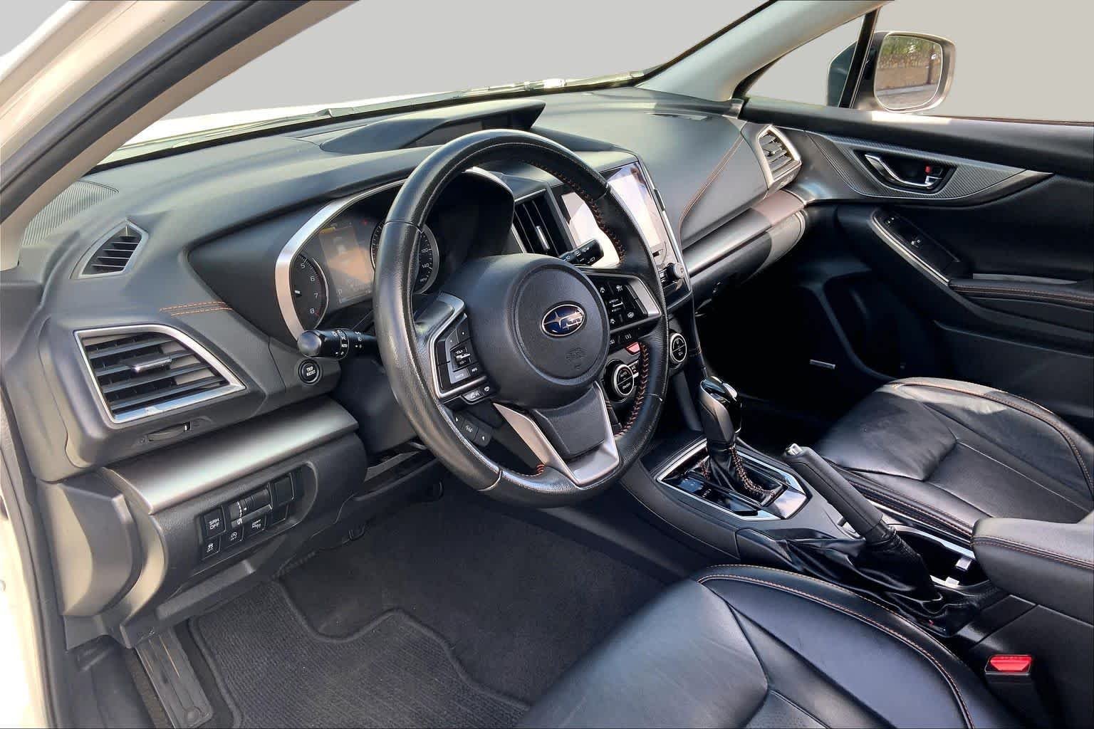 Used 2021 Crystal White Pearl Subaru Limited image 15