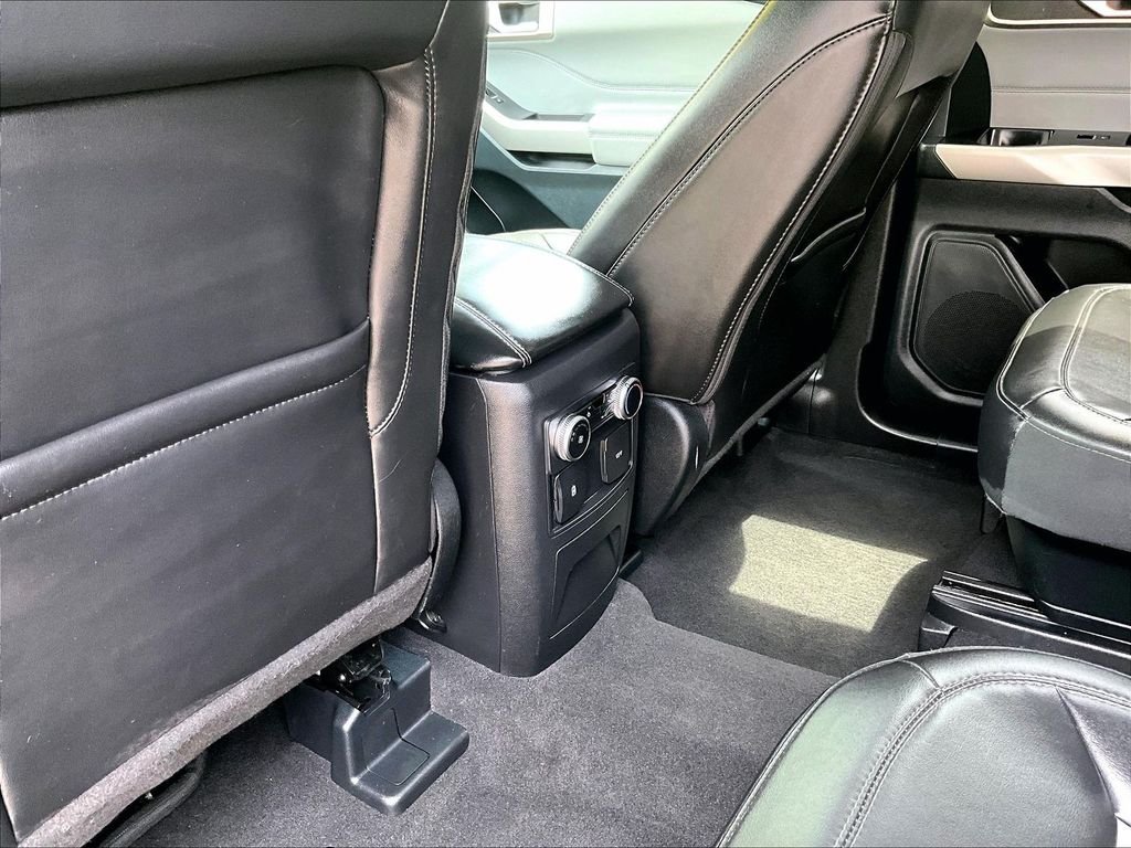 Used 2023 Gray Ford XLT image 23