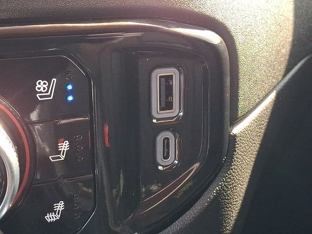Certified Used 2024 Onyx Black GMC SLT image 24