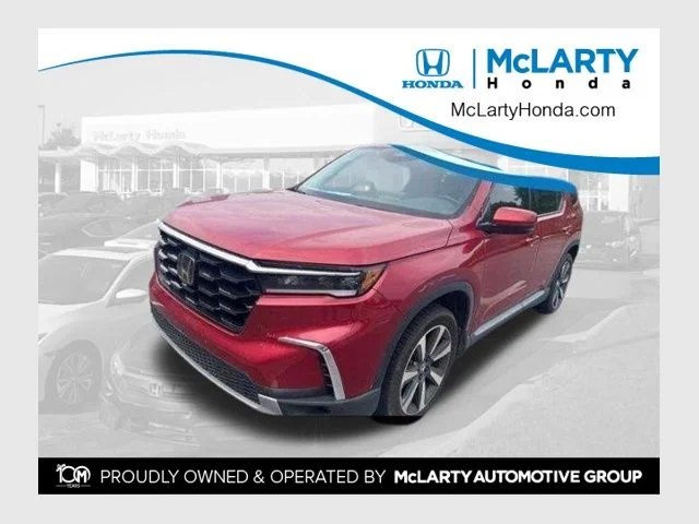 2024 Honda Pilot Touring 2WD's photo