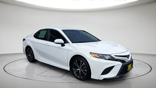 2019 Toyota Camry SE