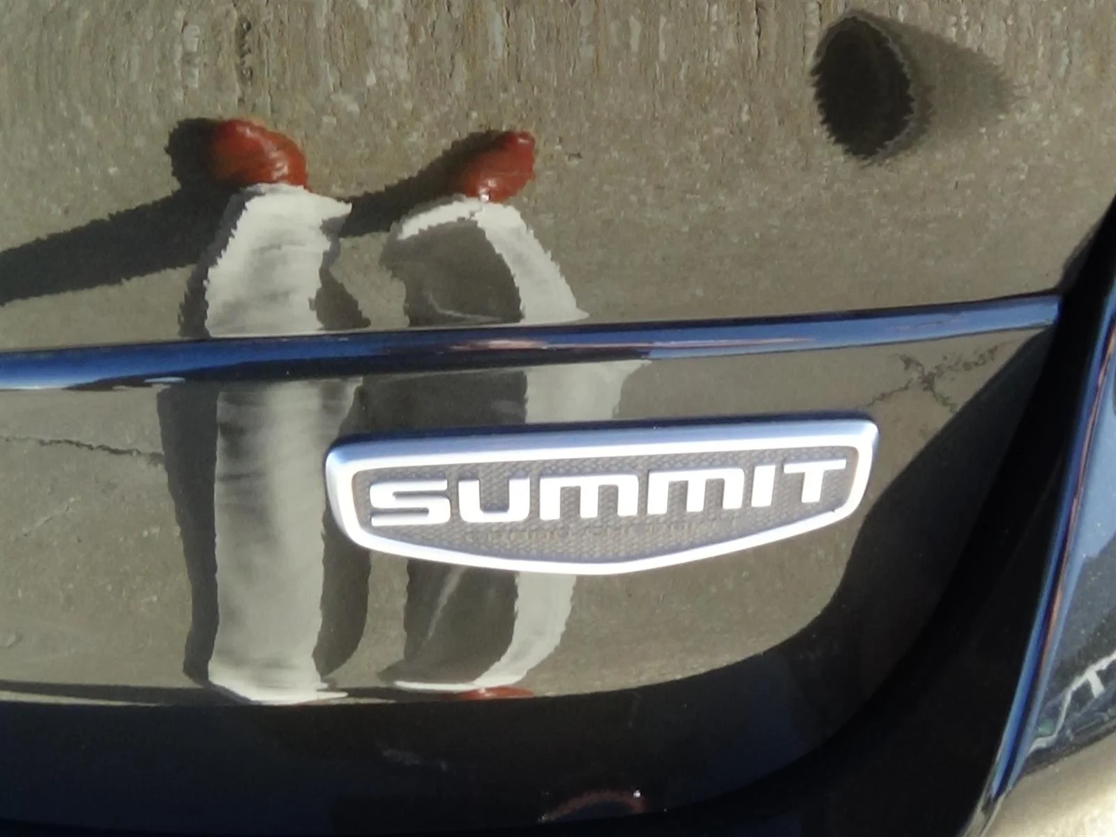 Used 2024 Rocky Mountain Pearl Coat (pfj) Jeep Summit image 10