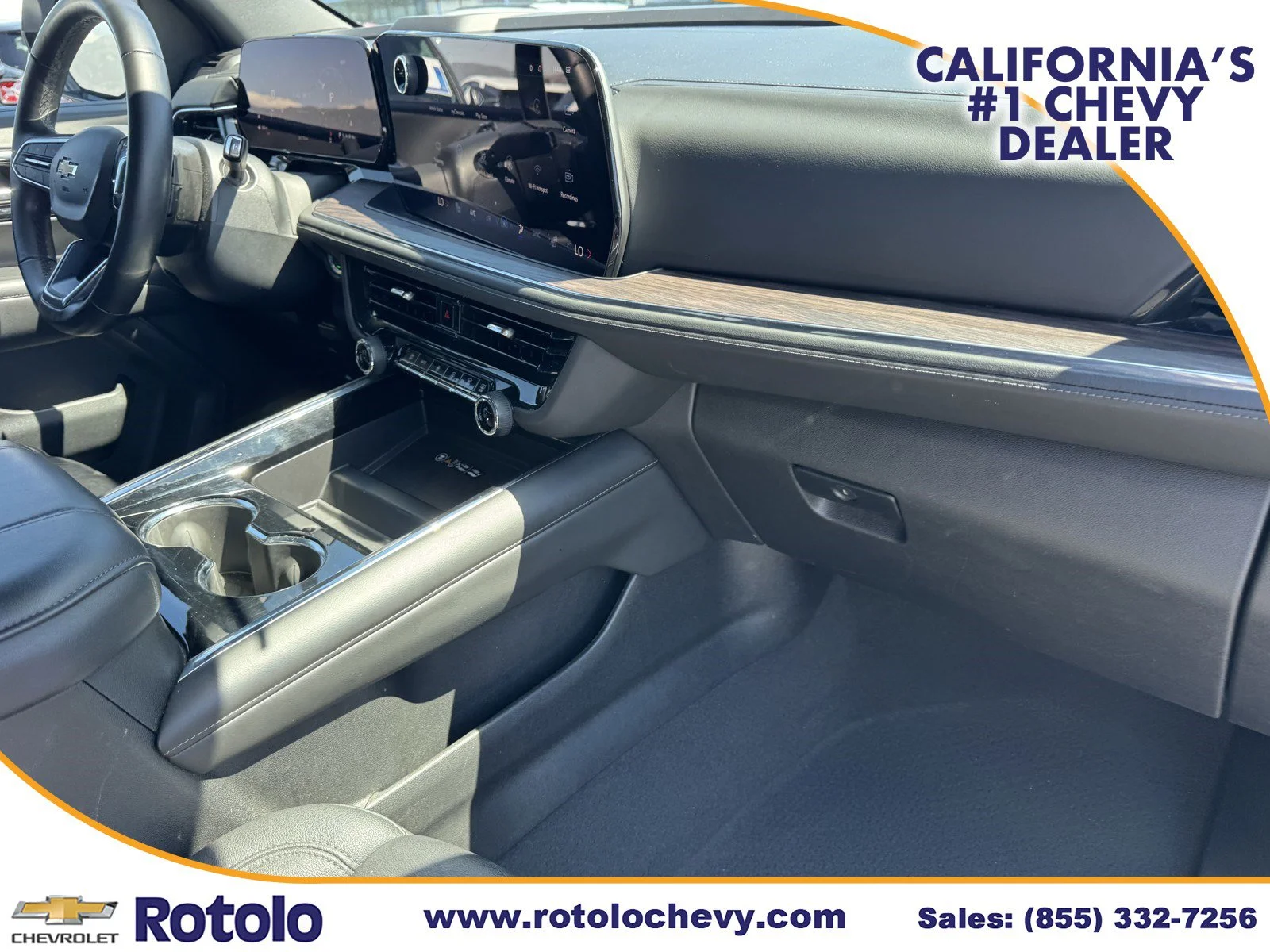 Used 2025 Summit White Chevrolet LT image 7