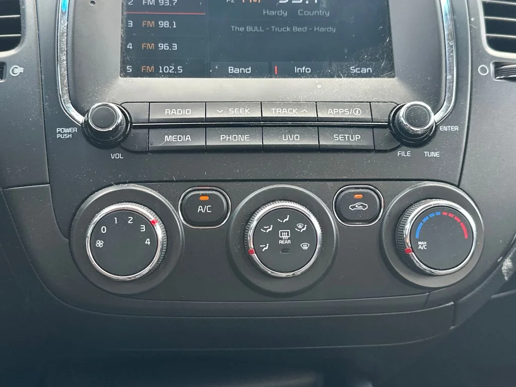 Used 2018 Blue Kia LX image 17