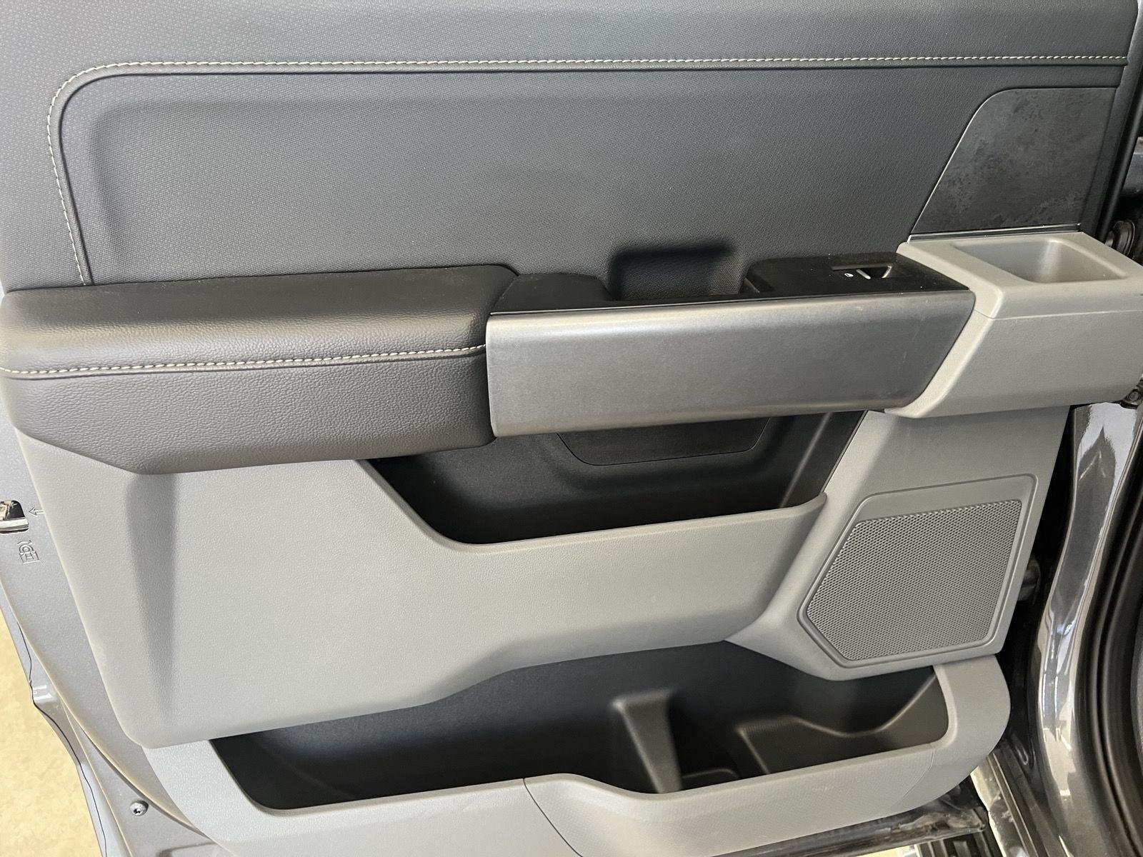 2025 Ford F-150 XLT - Photo 26