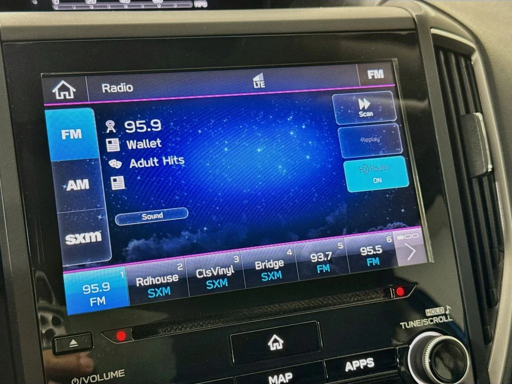 Used 2019 Blue Subaru 2.0i Limited image 17