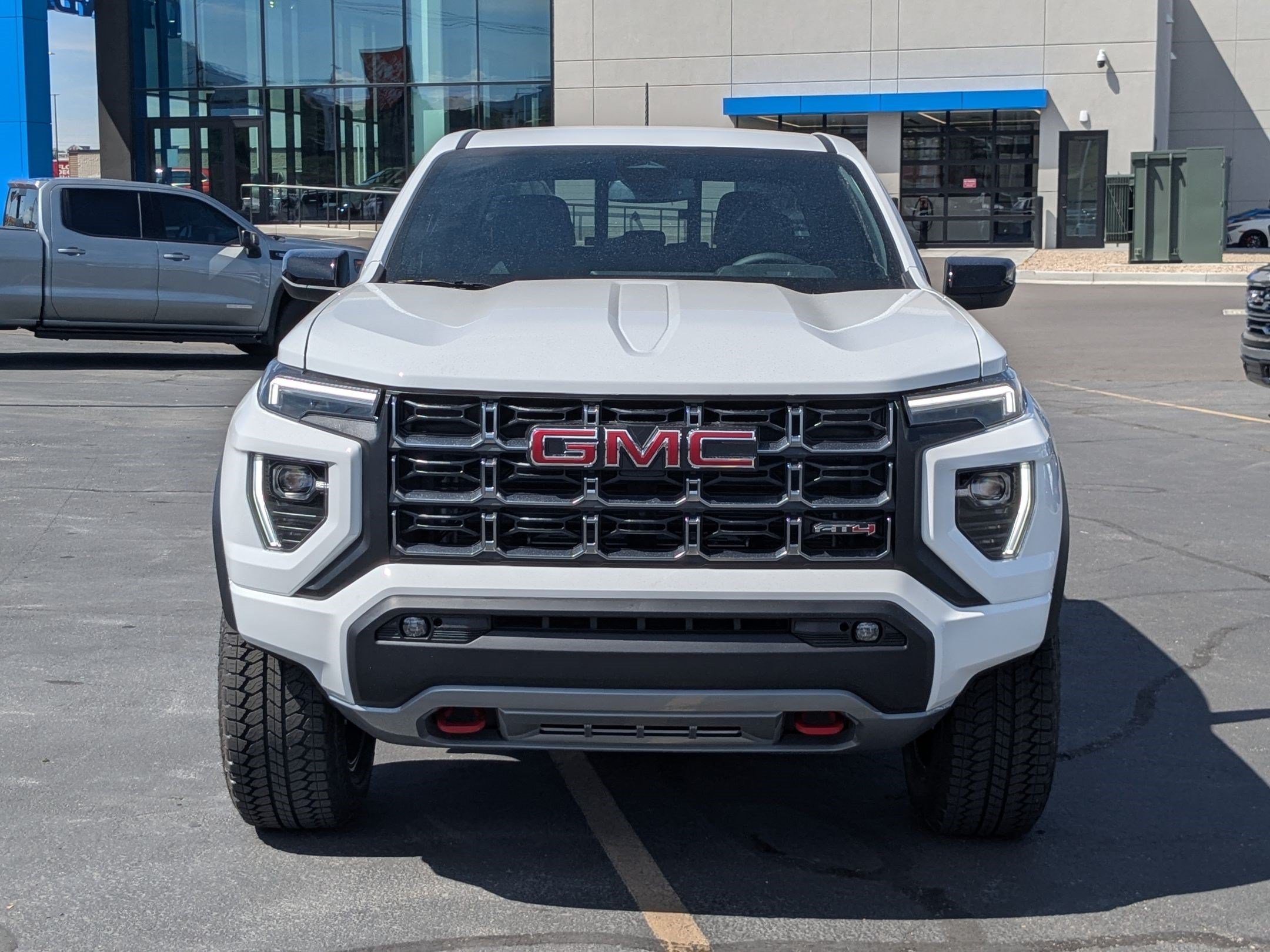 2026 GMC Canyon AT4 - Photo 9
